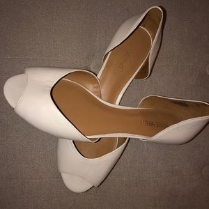 Never been worn Nine West flats!